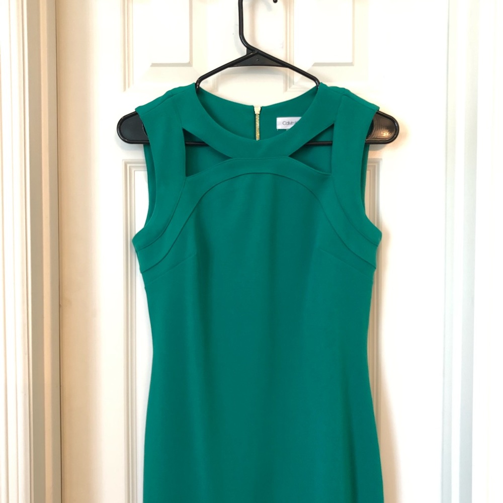 Calvin Klein green cut out dress size 4
